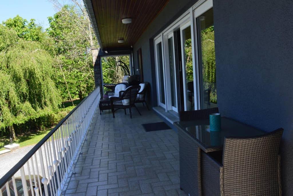 Maison De Vacances Privative A Louer Эвей Экстерьер фото