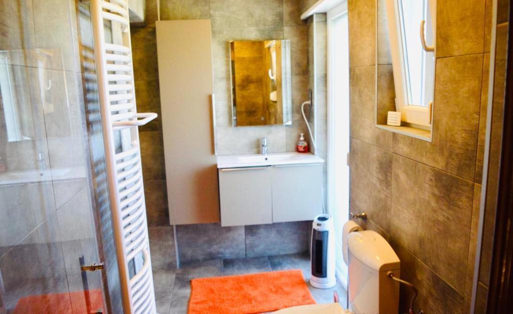 Maison De Vacances Privative A Louer Эвей Экстерьер фото